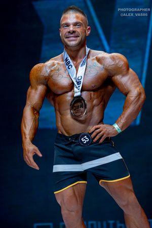 MEN`S PHYSIQUE 174